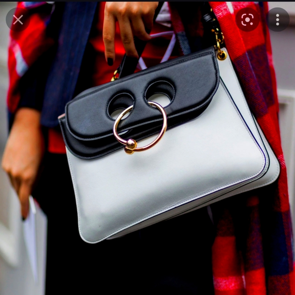 J.W. Anderson Pierce Bag Black/White Chain Blogger